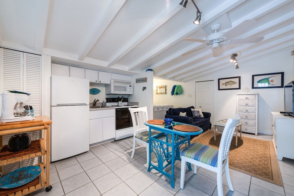 Фото Tarpon Tale Inn