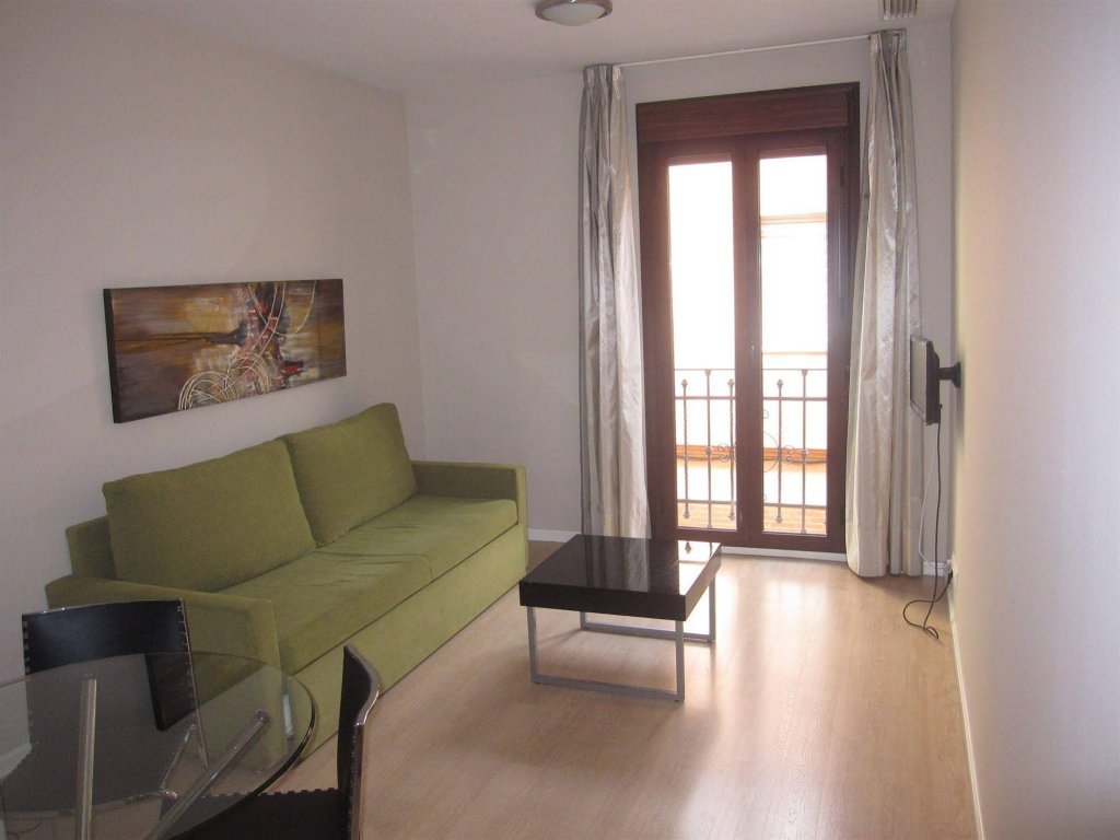 Фото Apartamentos Metrópolis Sevilla