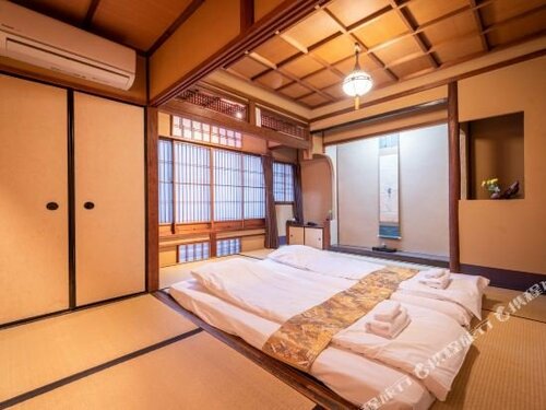 Гостиница Machiya Maya Gion в Киото