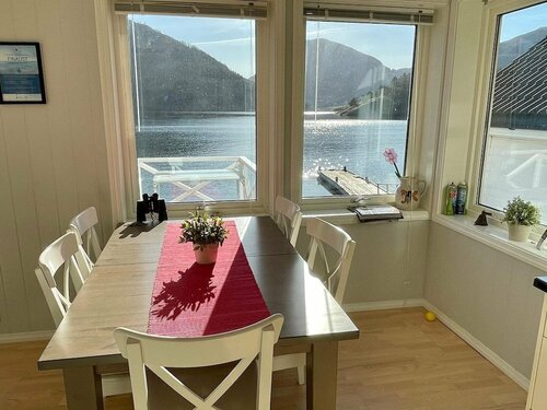 Гостиница 6 Person Holiday Home in Etne