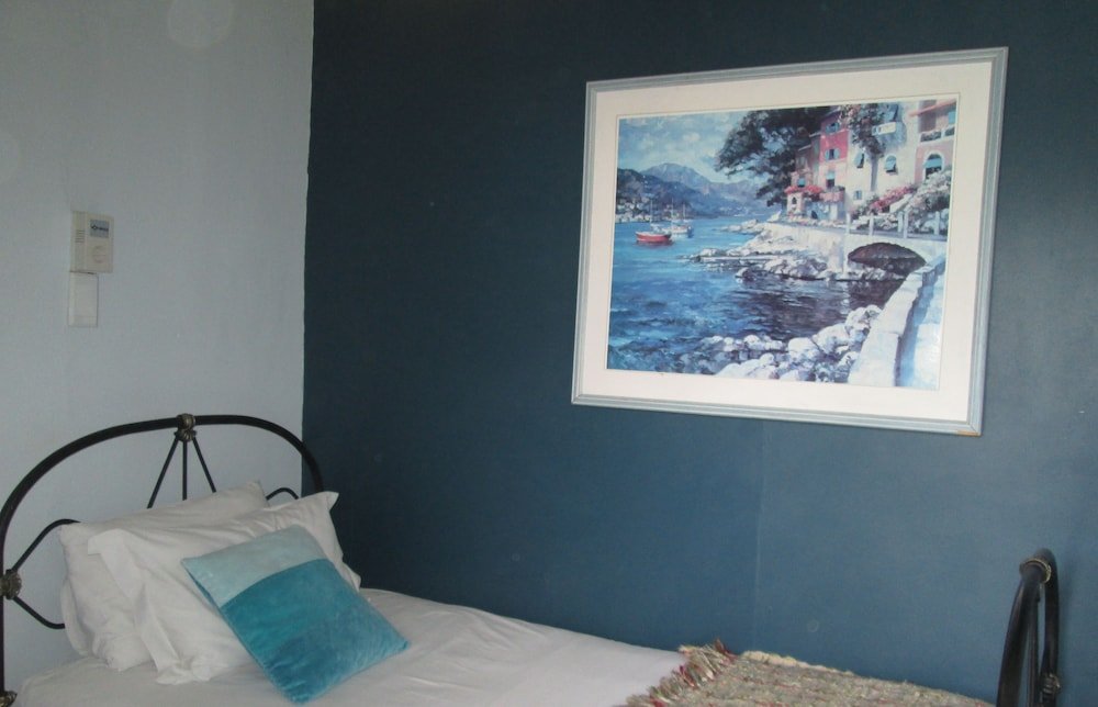 Фото The 3 Chimneys Guest House