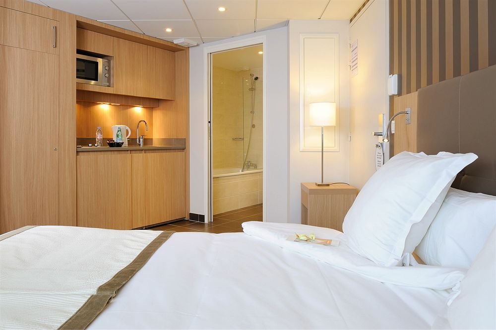 Фото Residhome Paris Issy Les Moulineaux