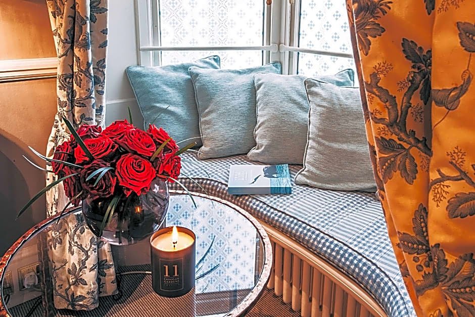 Фото 11 Cadogan Gardens, The Apartments and The Chelsea Townhouse by Iconic Luxury Hotels