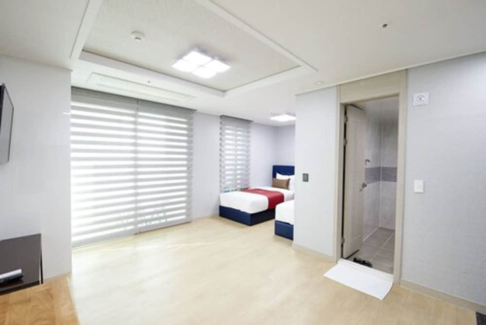 Фото Busan Orum Residence Hotel