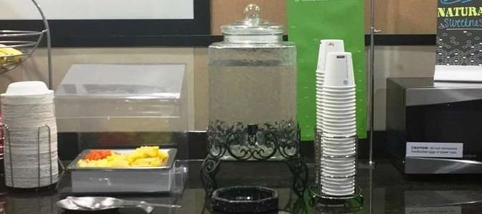 Фото Hampton Inn Hays-North of i 70