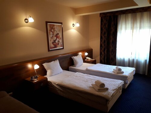 Внешний вид отеля Hotel Marysin Dwór в Катовице, фото 2