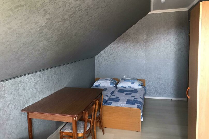 Фото Адриана