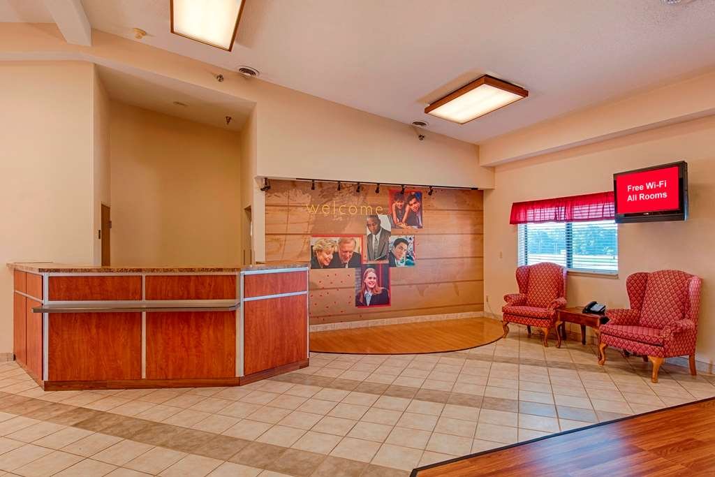 Фото Red Roof Inn Holton