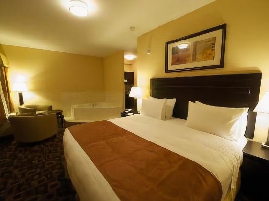 Фото Days Inn & Suites by Wyndham Winnipeg Airport Manitoba