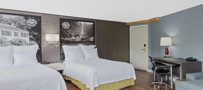 Фото Super 8 by Wyndham Sturbridge