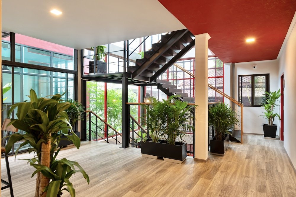 Фото Red Door Heritage Hotel