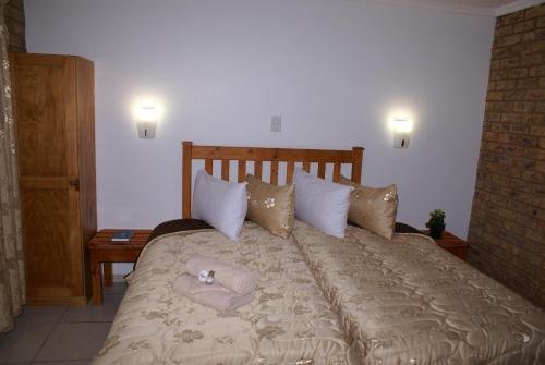 Фото Airport Inn Bed and Breakfast