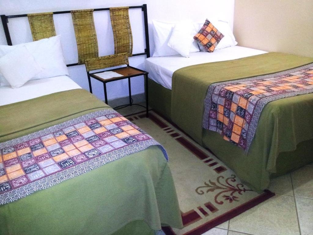 Фото отеля 3