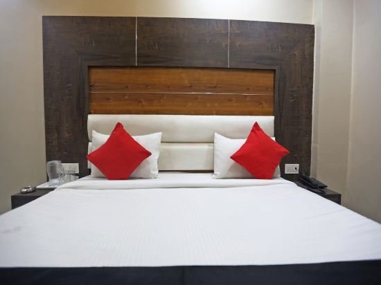 Фото Oyo 47524 Hotel Signature Village