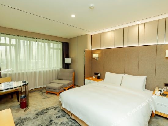 Фото Sovereign Hotel