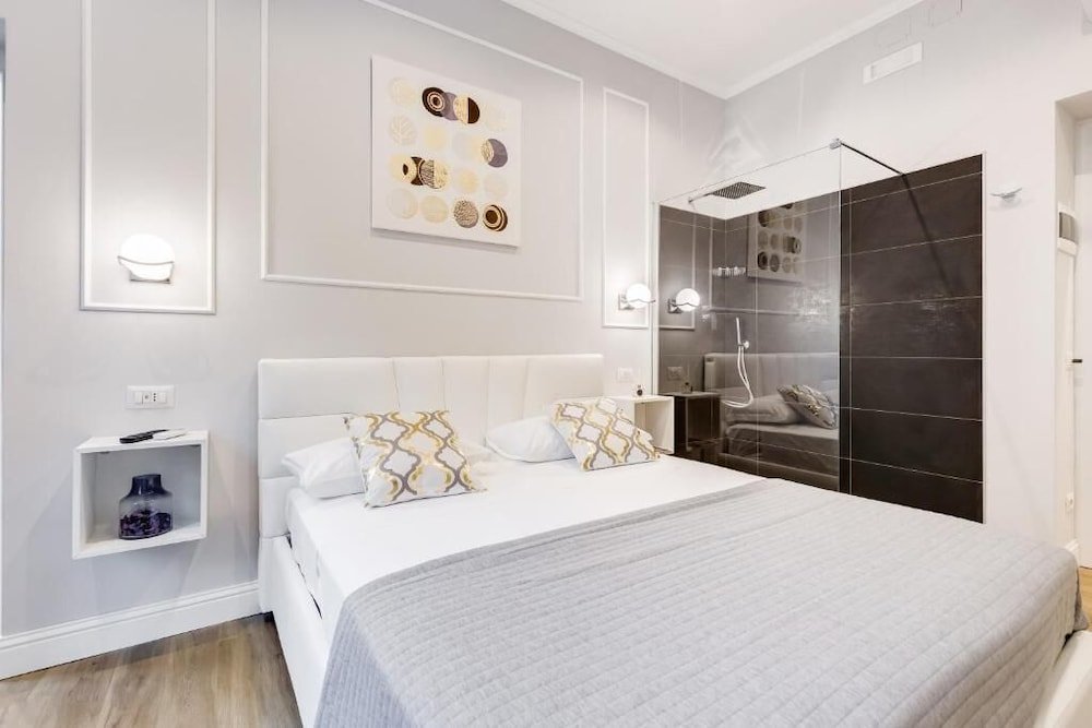 Фото Opera Private Suites