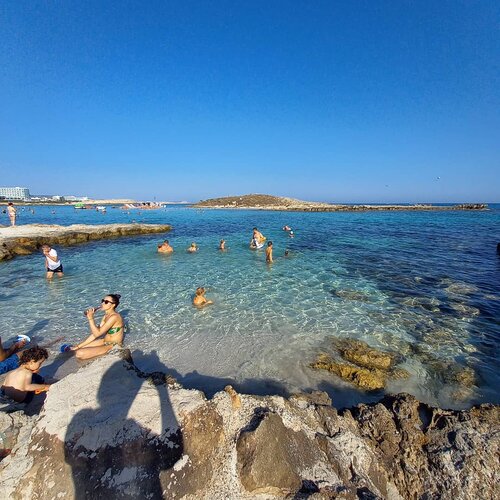 Внешний вид отеля Nissiana в Айя-Напе (город), фото 2