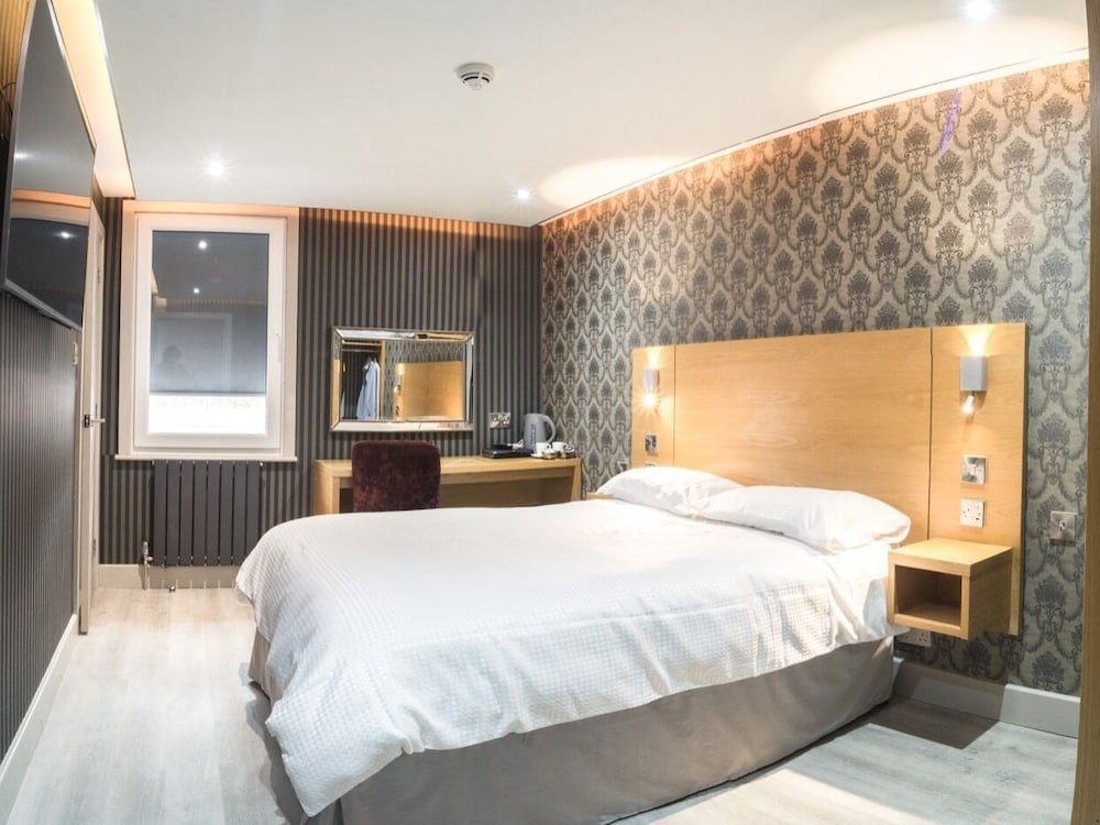 Фото Quayside Hotel & Bar