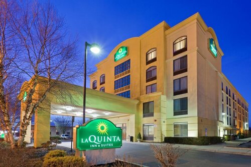 Гостиница La Quinta Inn & Suites by Wyndham Garden City