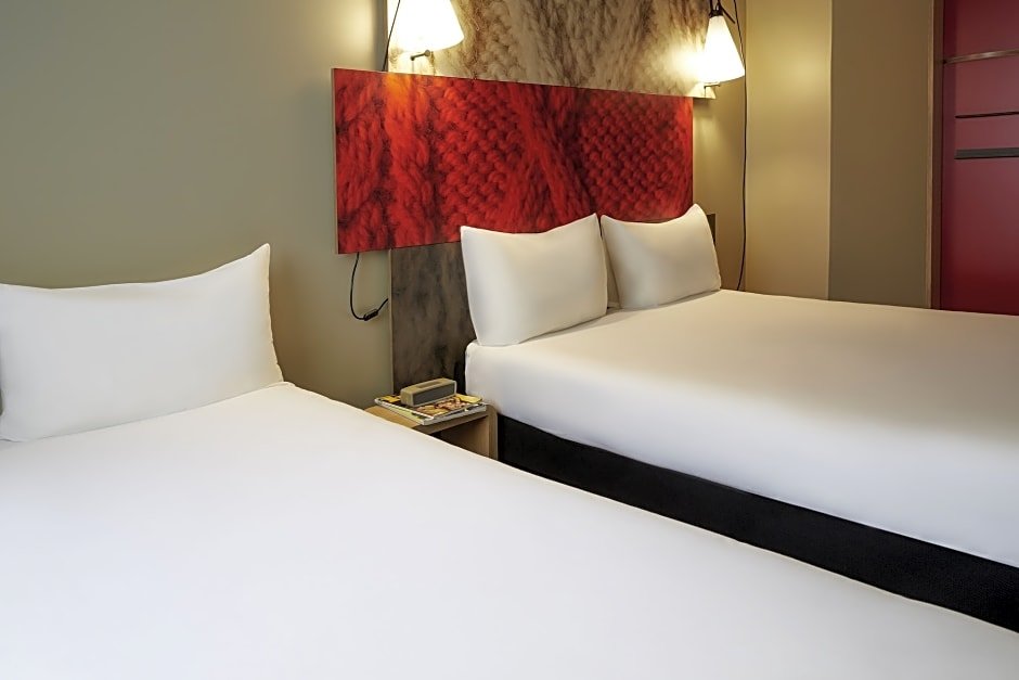 Фото Ibis budget Senlis