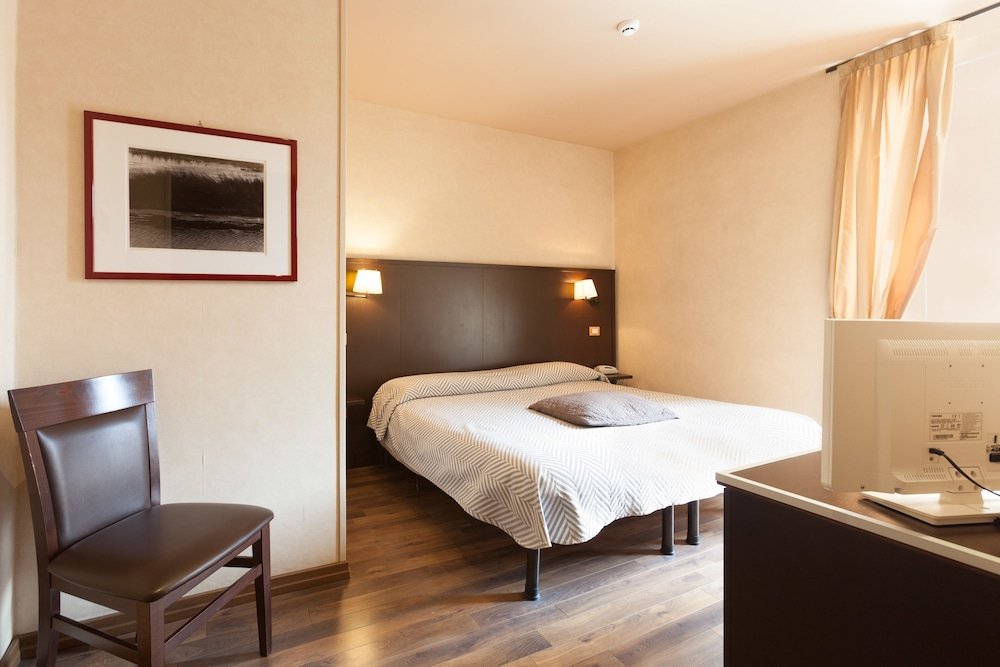 Фото Cuneo Hotel