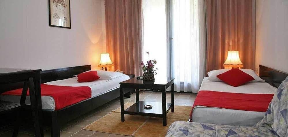 Фото Hotel Aleksandar