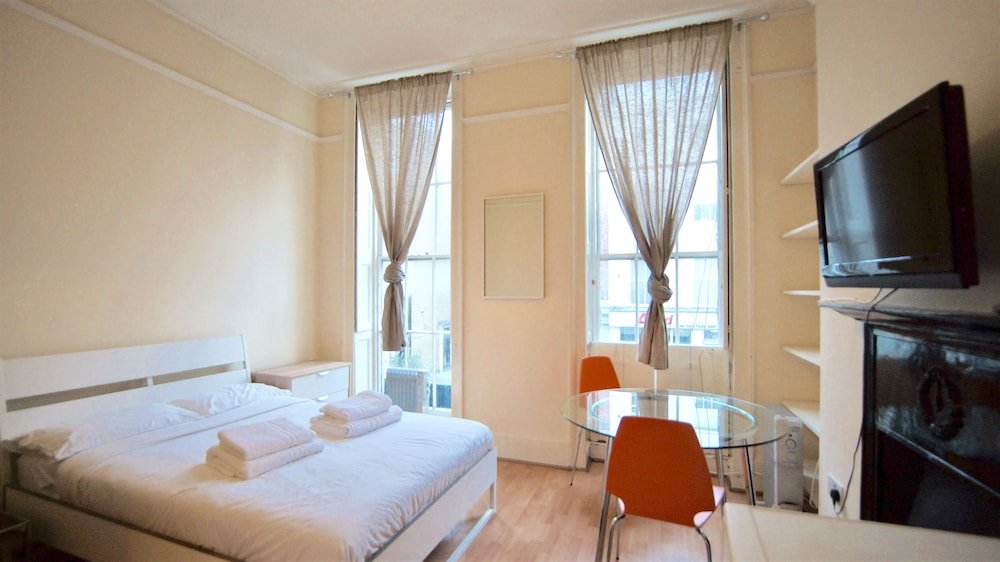 Фото Marylebone - Crawford Street apartments by Flying Butler