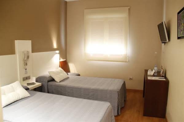 Фото Hotel Fuente El Cura