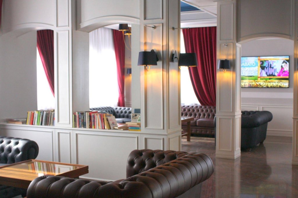 Фото Bajamar Beach Hotel