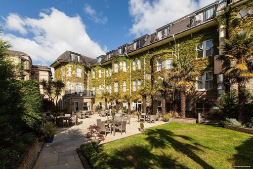 Внешний вид отеля The Connaught Lodge в Борнмуте, фото 1