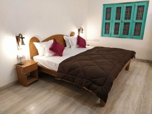 Гостиница Moustache Khajuraho - Hostel в Кхаджурахо