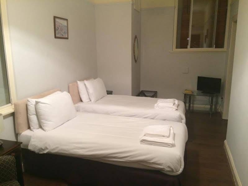 Фото Cathedral House Hotel