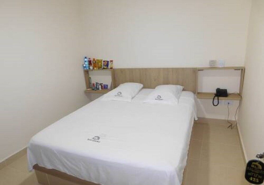 Фото Hotel Ruiseñor