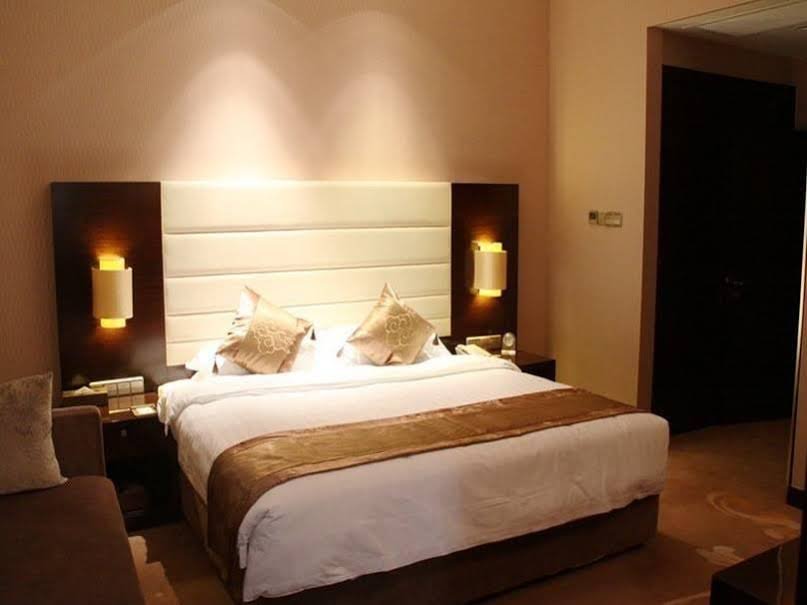 Фото Ritan Hotel Downtown Beijing