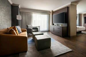 Гостиница Monterey Marriott