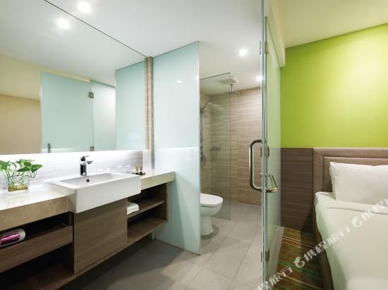 Фото Cosmo Hotel Kuala Lumpur