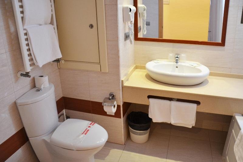 Фото Hotel Vibra S´Estanyol