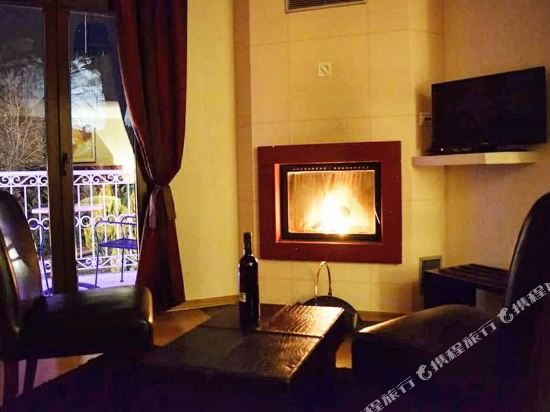 Фото Epavlis Meteora Suites Hotel