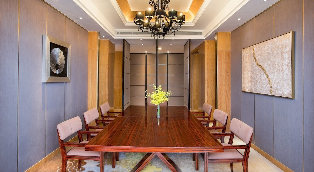 Фото Crowne Plaza Shenzhen Longgang City Centre, an Ihg Hotel