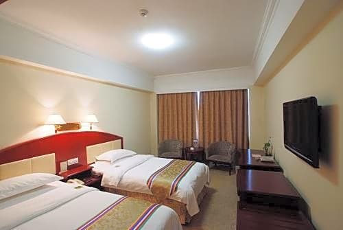 Фото Yanbian Baishan Hotel