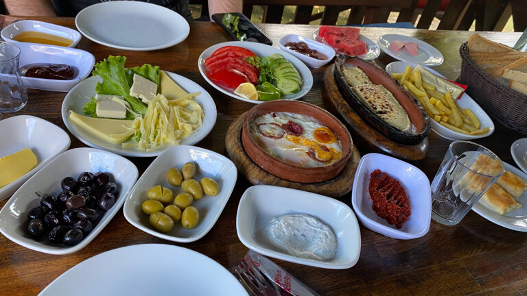 Otel Cansu Alabalık Tesisleri, Kartepe, foto