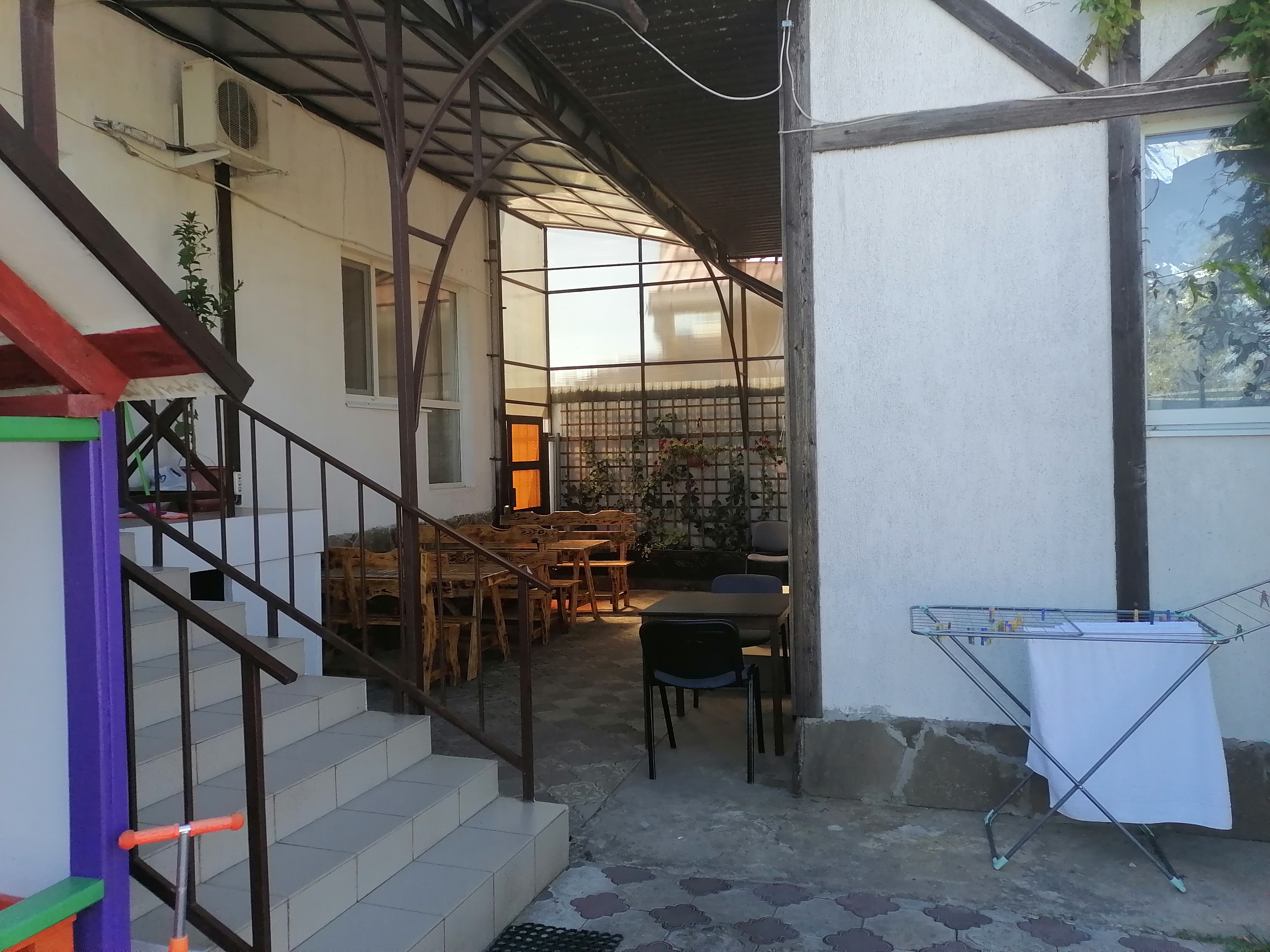 Фото Светлый