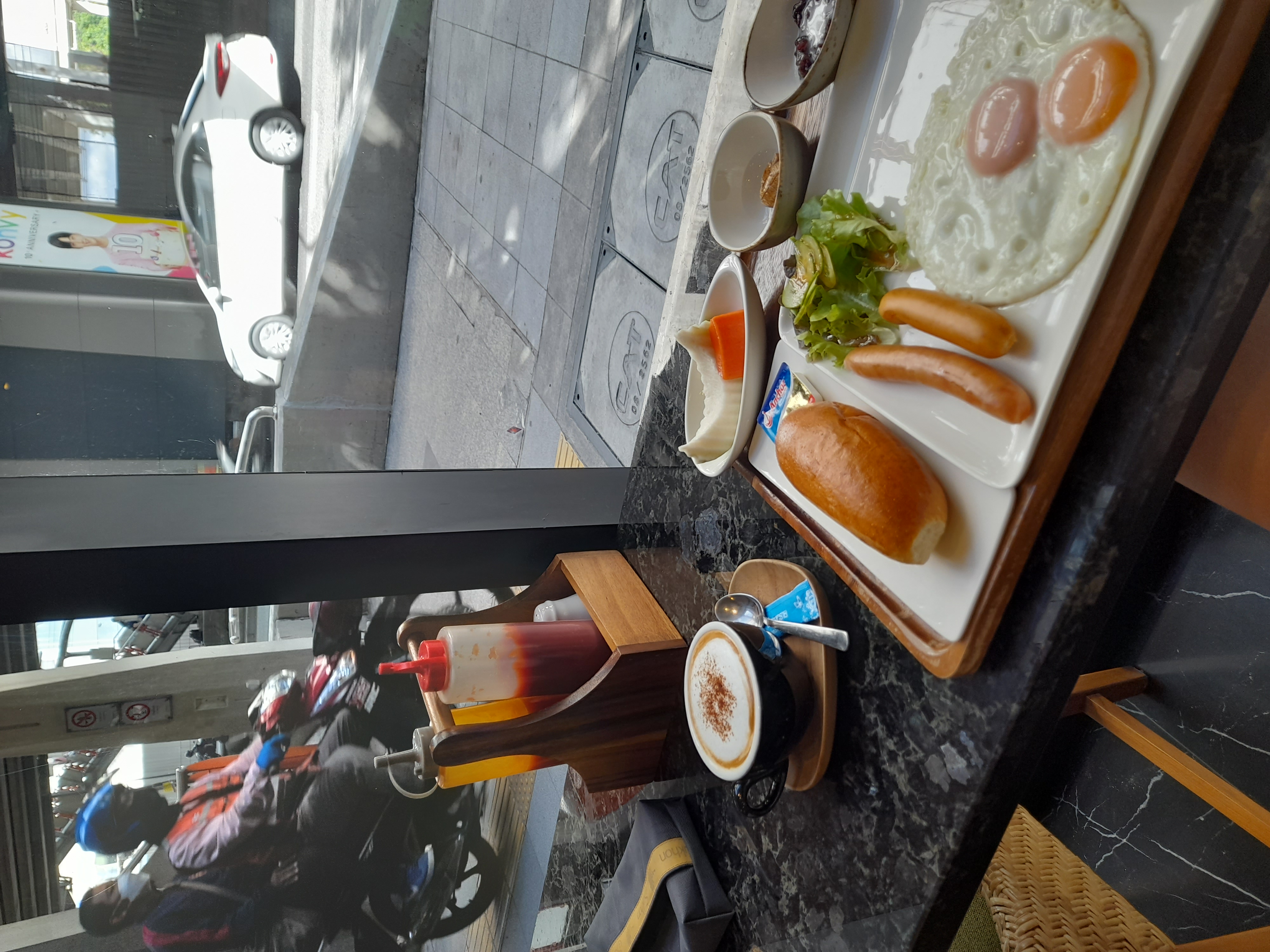 Фото Sukhon Hotel