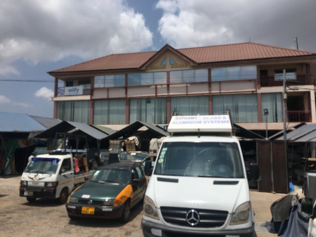 Housing complex Adane house, Accra, photo