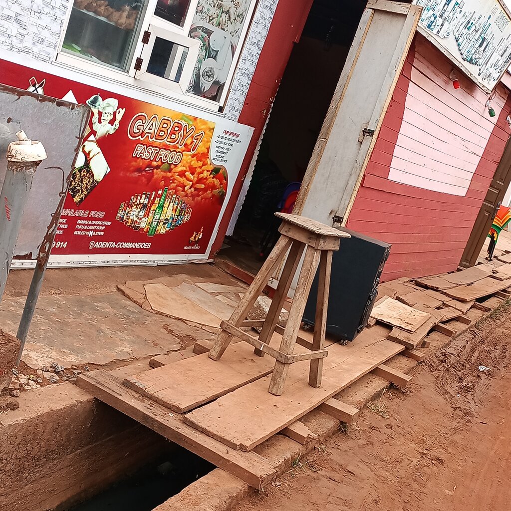 Fast food Gabby 1, Earth, photo