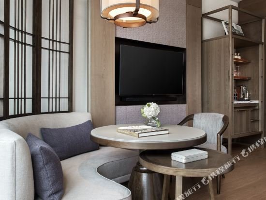 Фото The St. Regis Hong Kong