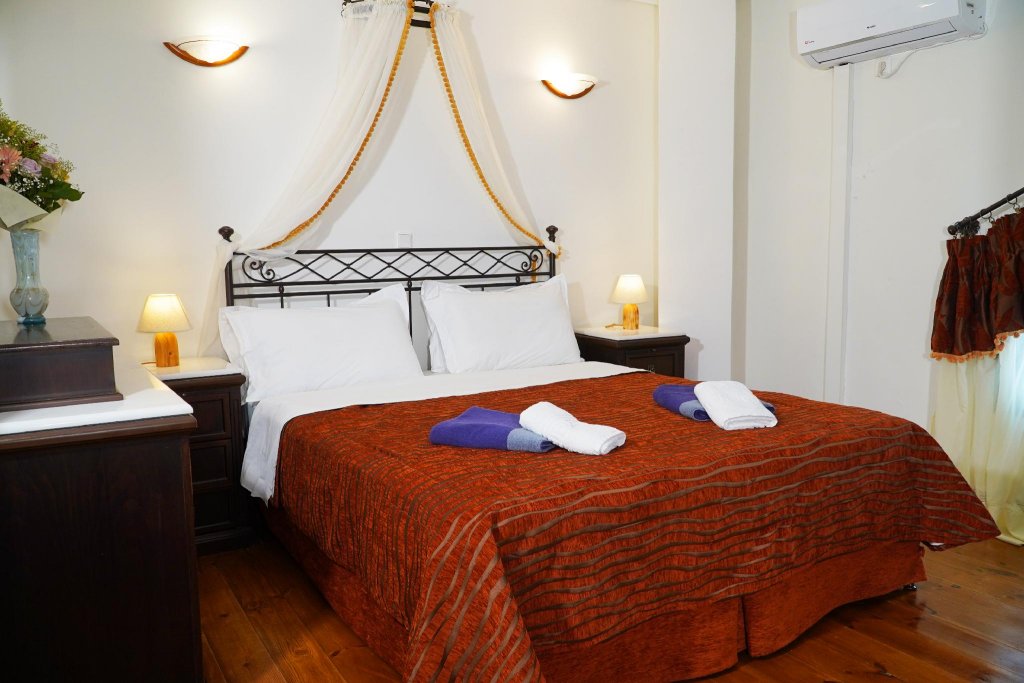 Фото Vasilaras Hotel
