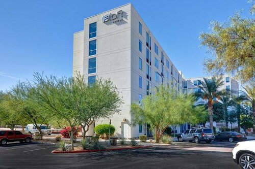 Гостиница Aloft Phoenix Airport в Финиксе