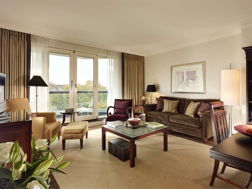 Фото Cheval Gloucester Park