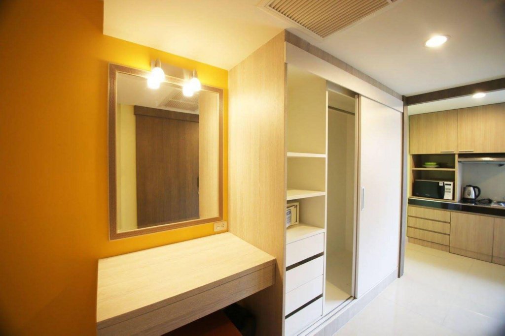 Фото Trebel Service Apartment Pattaya